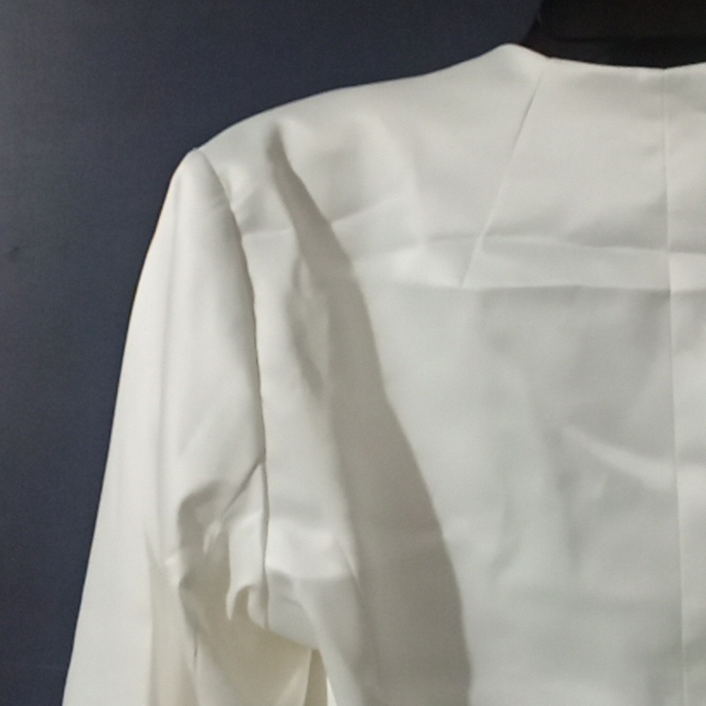 NWT Tahari Arthur Levine pearl White cropped jacket size 6 - Picture 7 of 7